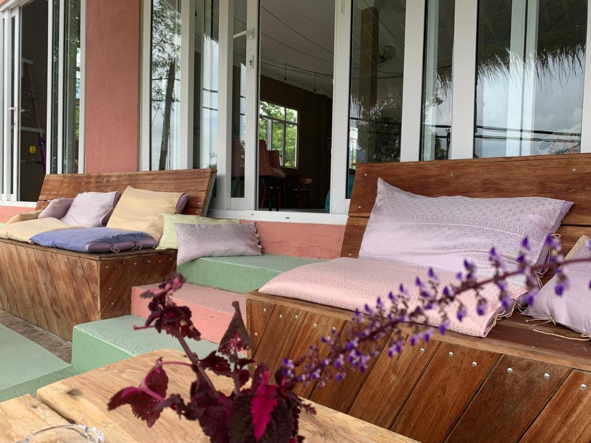 Dahlia Guesthouse เกาะรงสำลน ภายนอก รูปภาพ