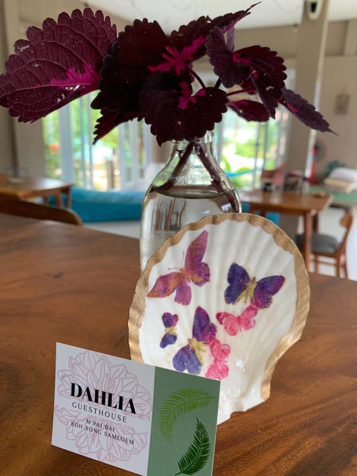 Dahlia Guesthouse เกาะรงสำลน ภายนอก รูปภาพ