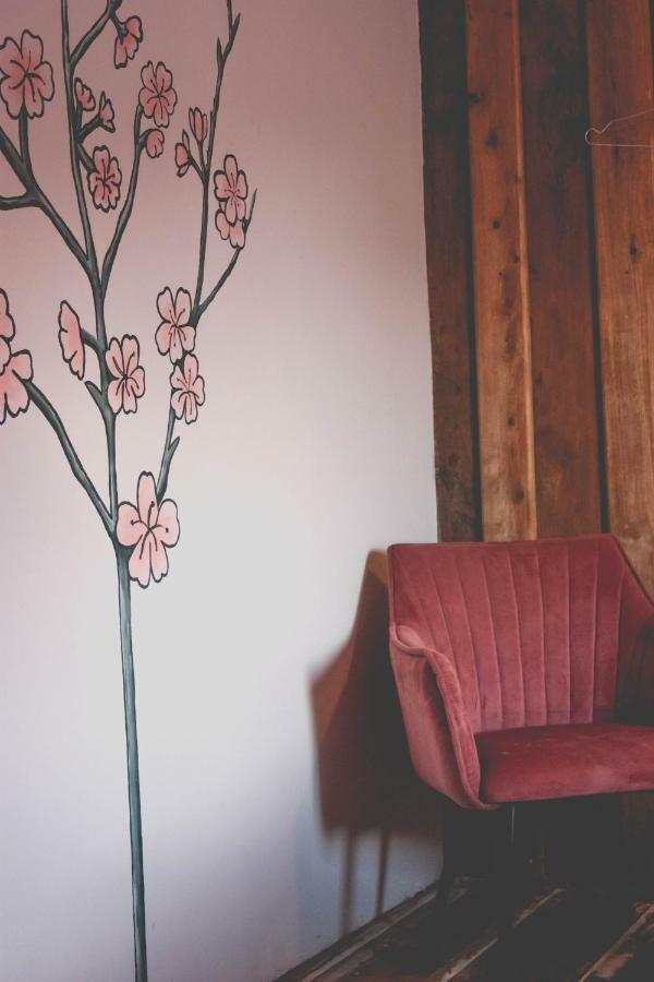 Dahlia Guesthouse เกาะรงสำลน ภายนอก รูปภาพ